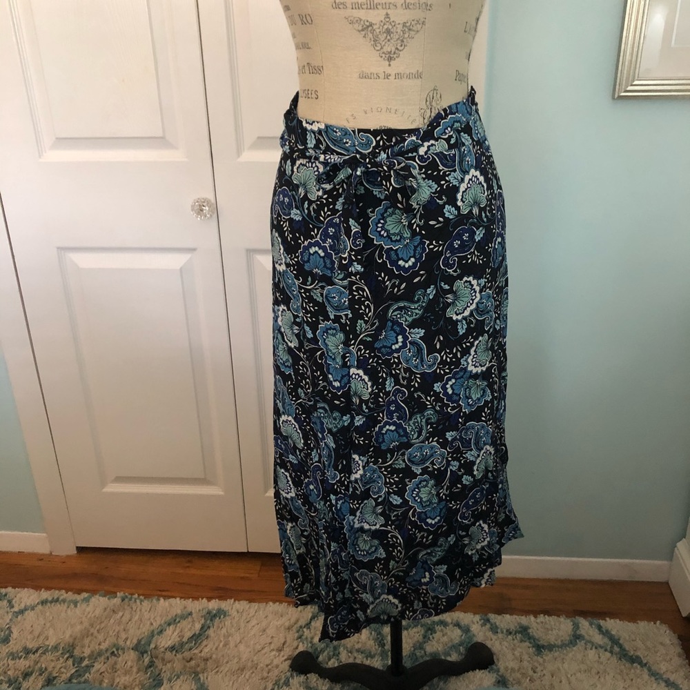 NWT LOFT Black and Blue Floral Midi Skirt